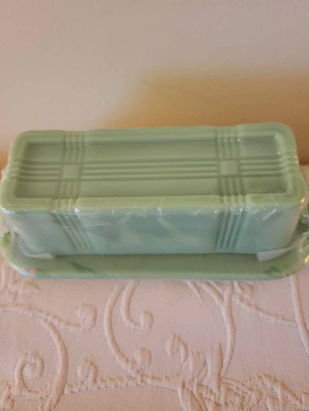 Jadeite Glass Collection Butter Dish. Inspired By Mid Century Opaque Collection. - Picture 2 of 4